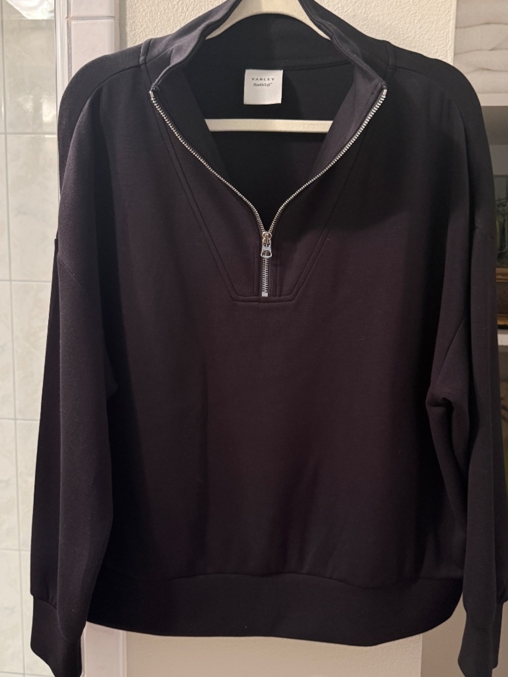 Varley ~ Hawley Half-Zip Pullover, Black, Size Large